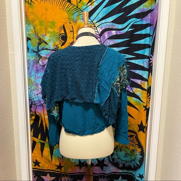 🌈 Lovely Vintage patchwork art top - Picture 5 of 12